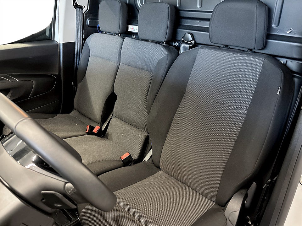 Bild på Peugeot Partner 1.5 BHDi 130hk Aut B-KAMERA CARPLAY