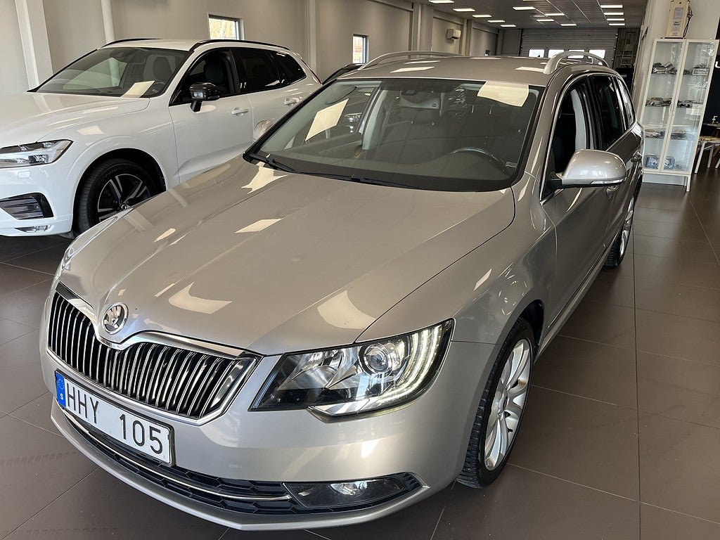 Skoda Superb Kombi 1.8 TSI Ambition Euro 5 Drag