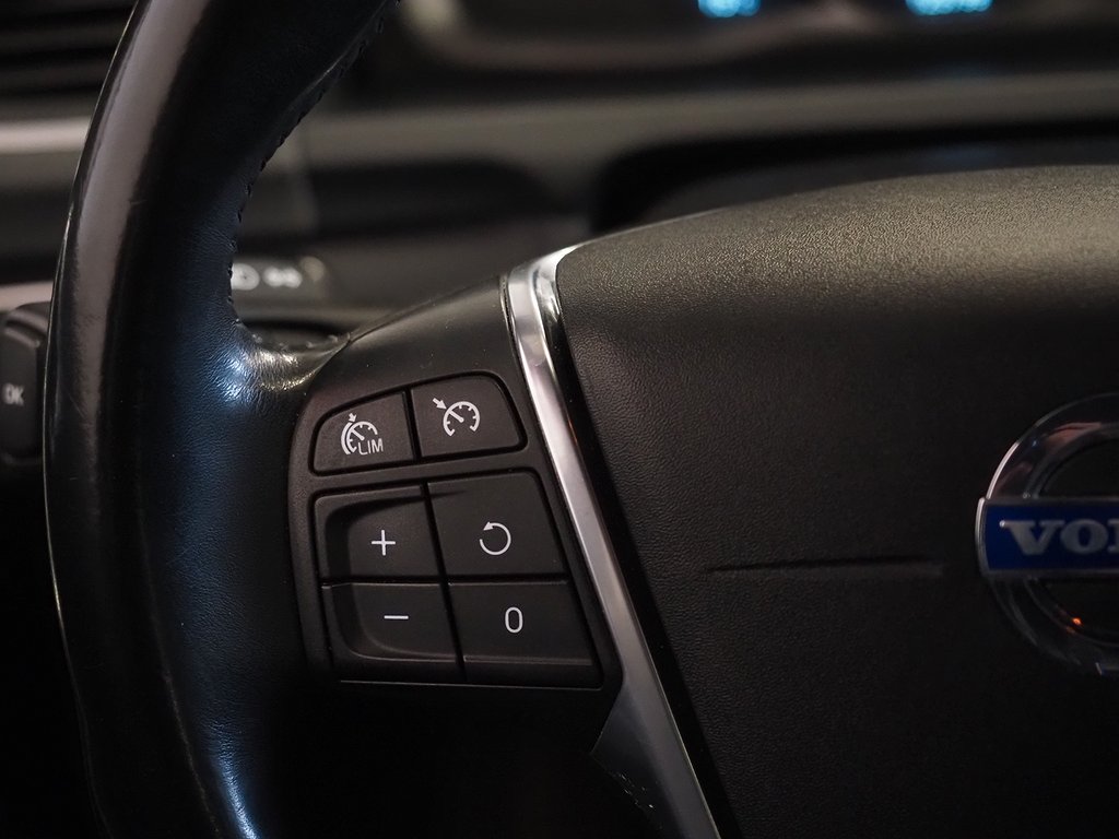 Volvo V60 D5 AWD Geartronic Summum Drag VOC D-Värm Skinn 2014
