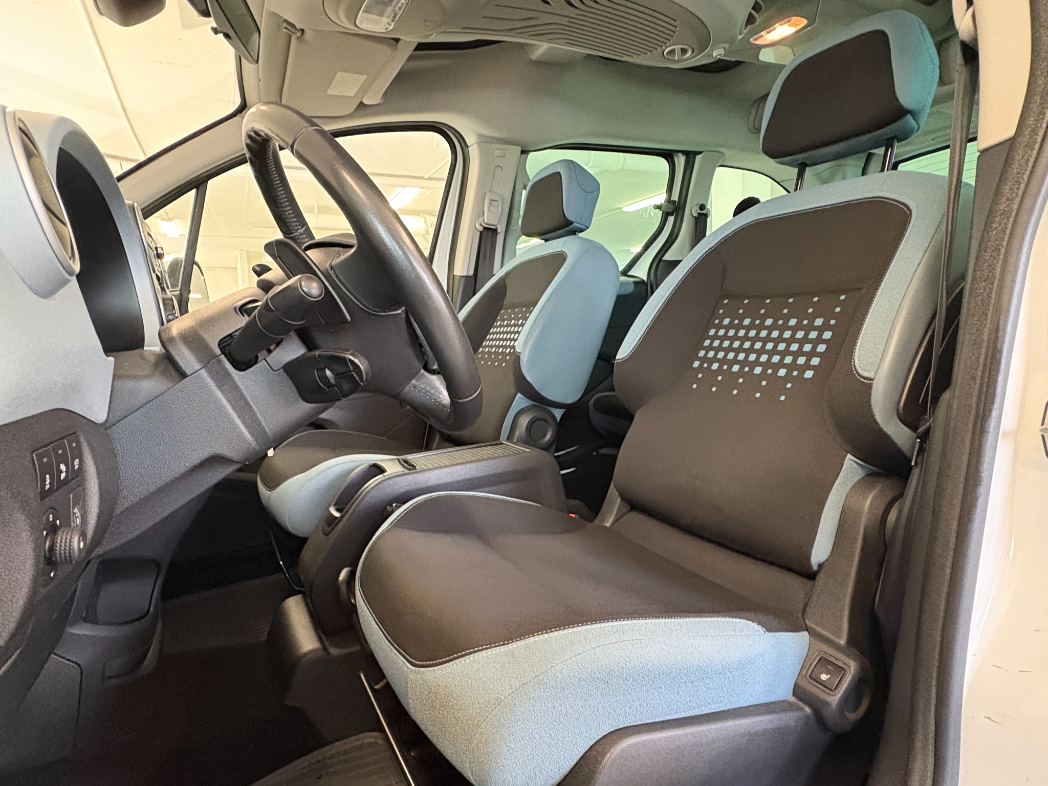 Citroen Berlingo 2014, bild 3/44