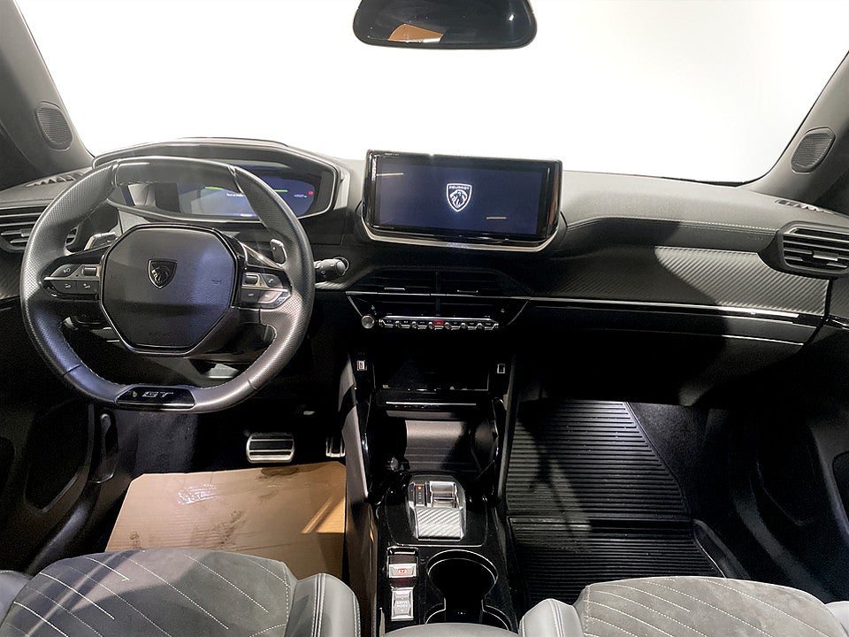 Bild på Peugeot 2008 GT 1.2 PT 130hk Aut B-KAMERA CARPLAY
