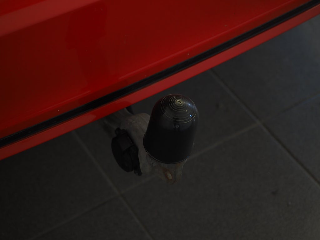 Volvo V90 D4 190hk Geartronic R-Design | Drag | D-värm | Navi | 2018