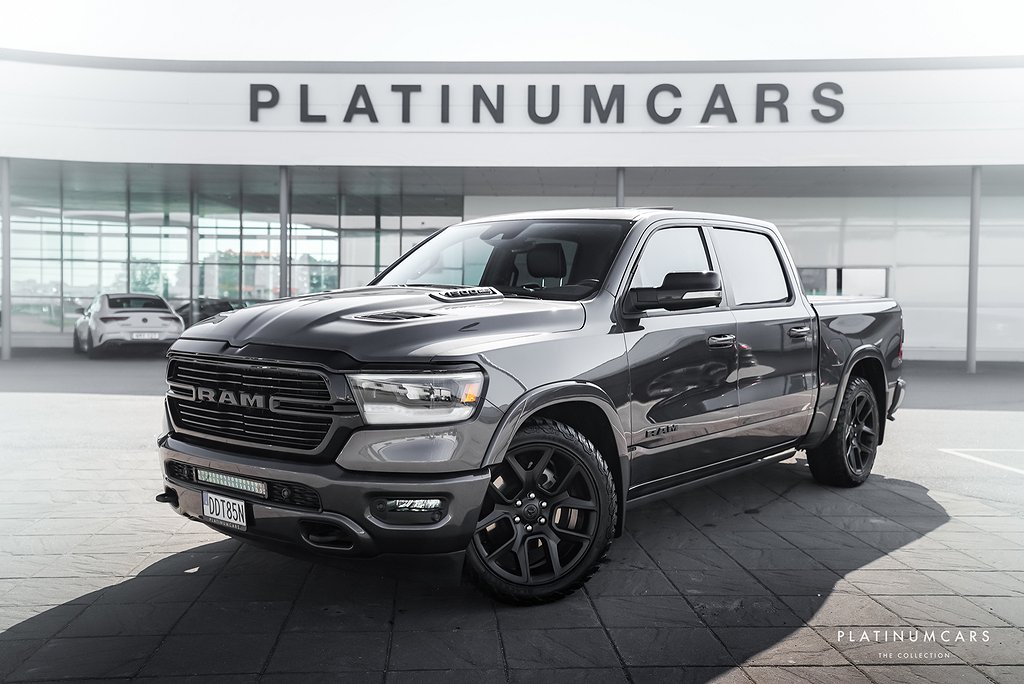 Dodge RAM 1500 Laramie Night Edition / LEASEBAR