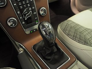 Halvkombi Volvo V40 17 av 23