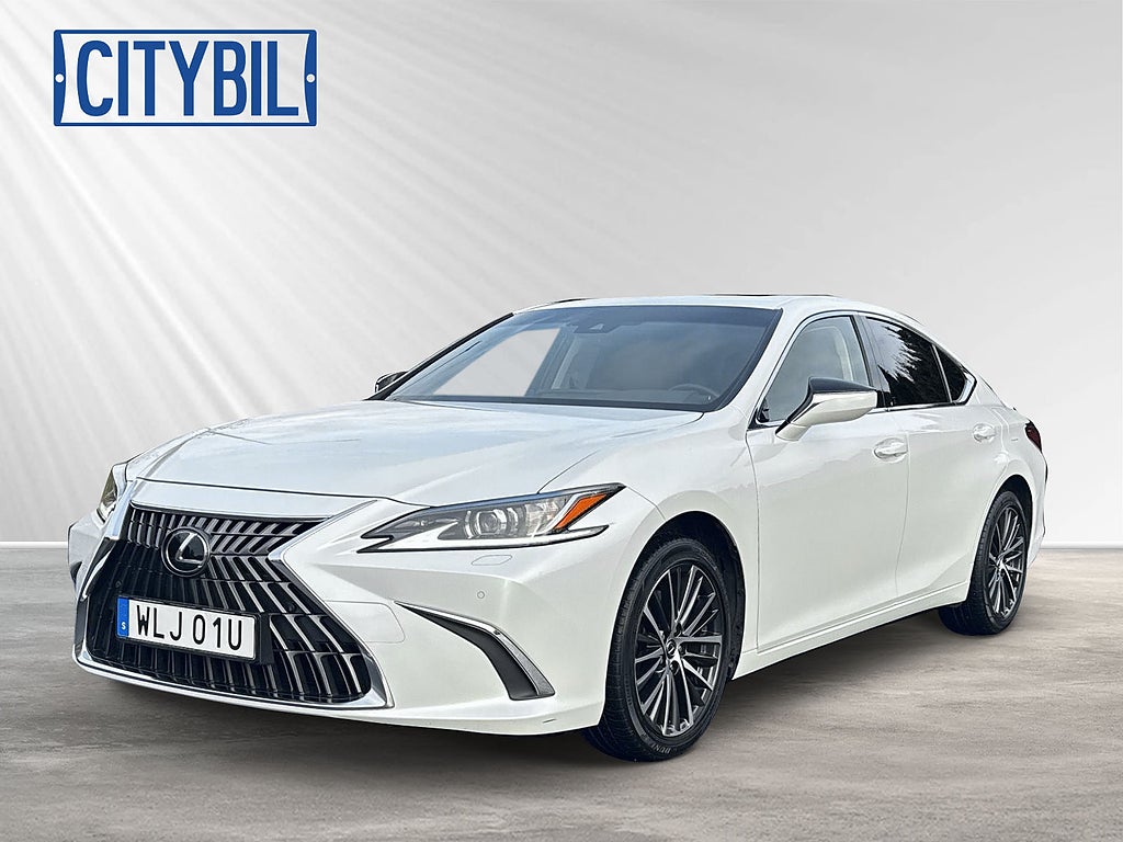 Lexus ES300h