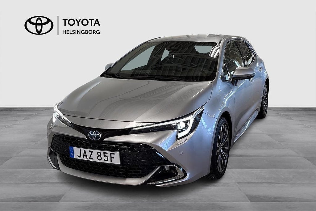 Toyota Corolla 1,8 5d Style med Pluspaket