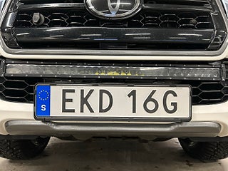 Toyota Hilux Dubbelhytt 2.4 AWD MOMS/Kamera/Drag/D&M-värmare/LEDramp