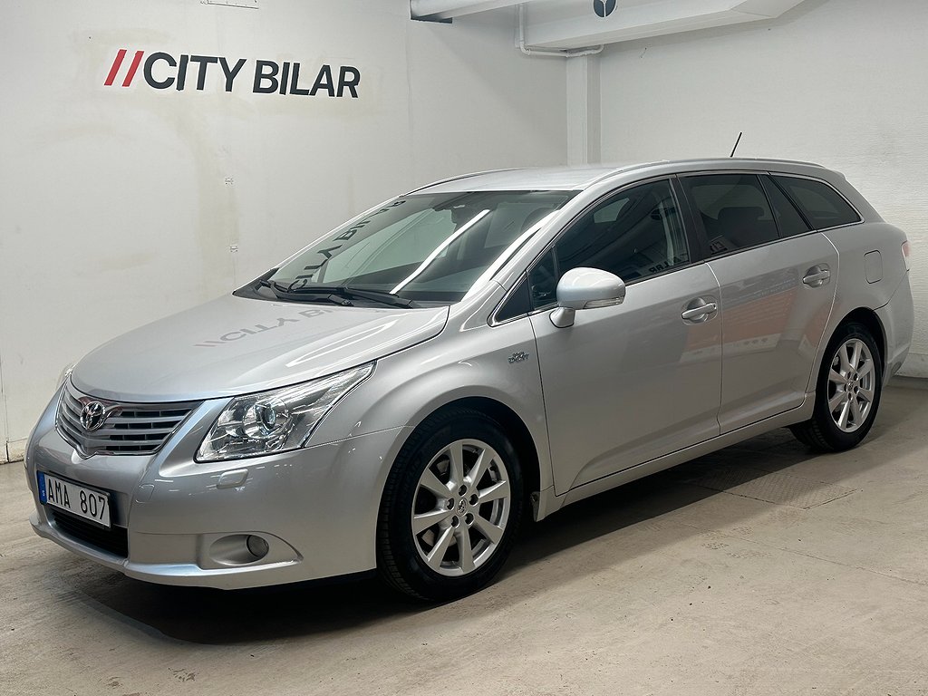 Toyota Avensis Kombi 2.2 D-4D Executive Euro 5 Rattpaddlar