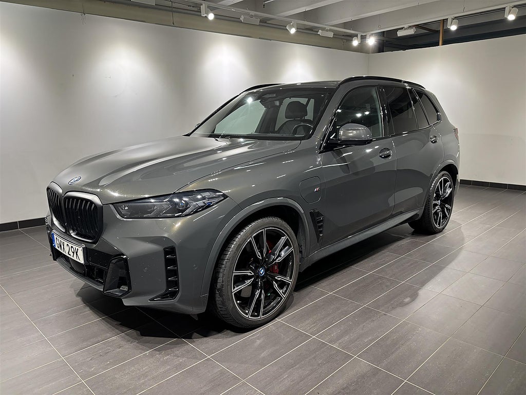 BMW X5 xDrive50e M Sport Pro Innovation Sky Lounge Drag Iconic Glow DAP