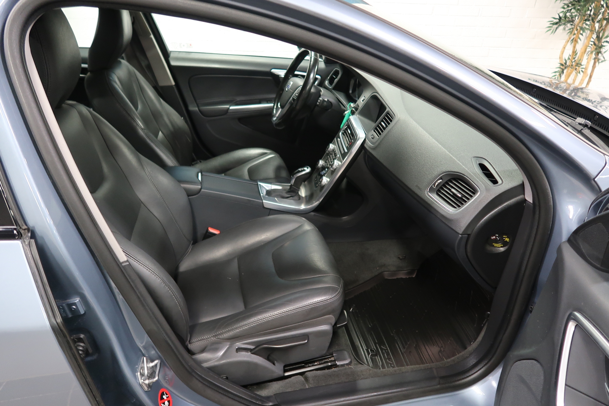 Volvo V60 Cross Country 2017, bild 5/36