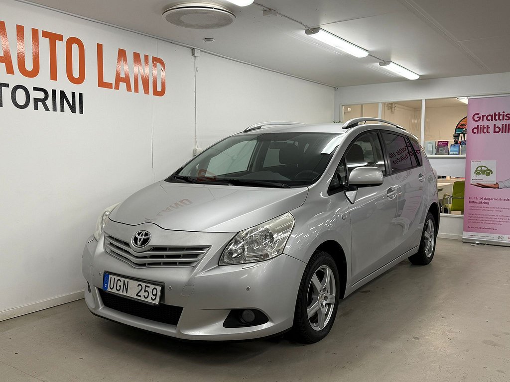 Toyota Verso 2.0 D-4D 126hk 2012 7 SITS/DRAG/B-KAM/GPS