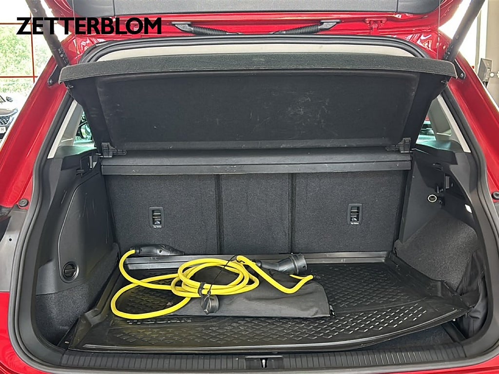 SUV Volkswagen Tiguan 6 av 17