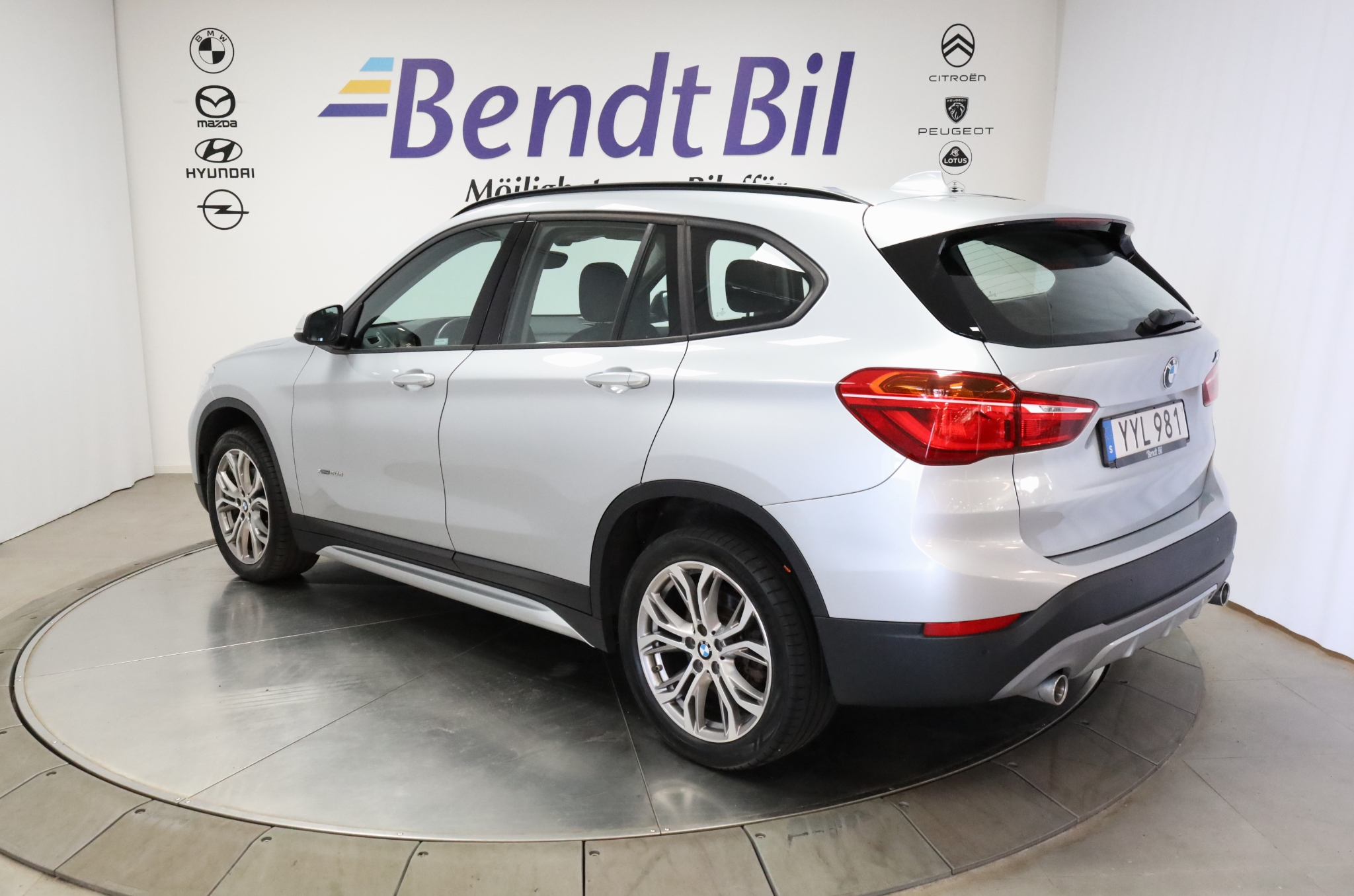 BMW X1 2018, kuva 7/10