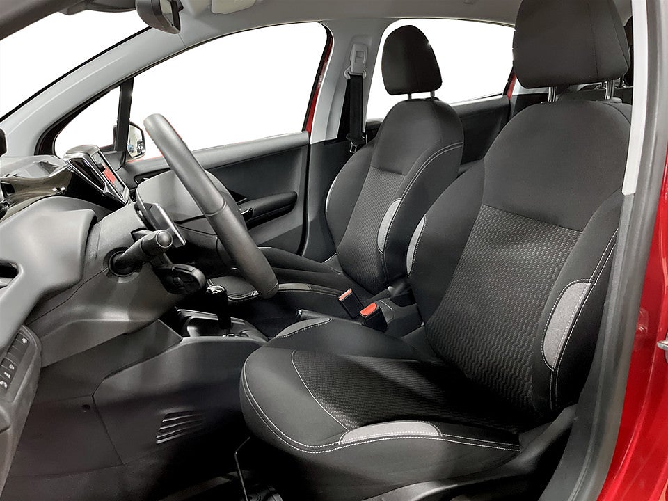 Bild på Peugeot 208 5-dörrar 1.2 PureTech 82 Automat Euro 6