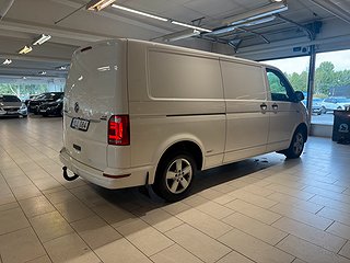 Volkswagen Transporter T30 2.0 TDI 4M MOMS/Drag/M-värm/S&V
