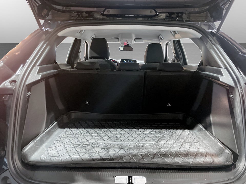 Bild på Peugeot E-2008 Active 50kWh 136hk Aut CARPLAY BACKSENSORER