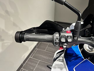 BMW S1000XR /Kamera/3 väskor/Serviceavtal/Kraschbågar