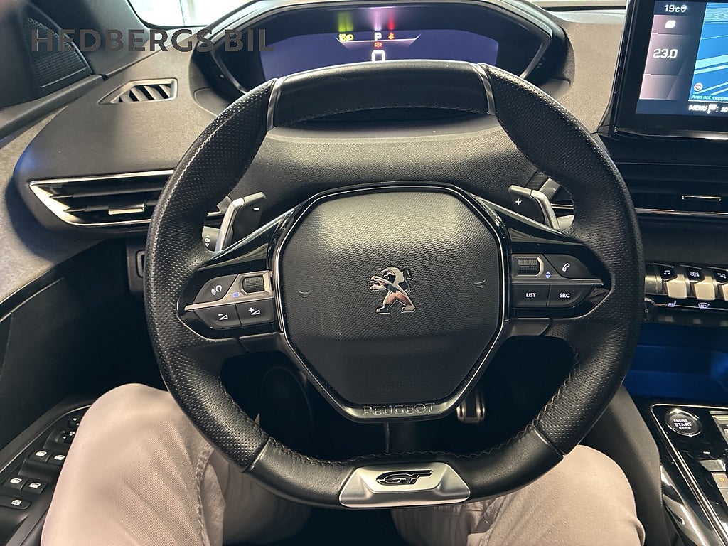 Peugeot 5008 1.2 PureTech 130hk Automat GT thumbnail