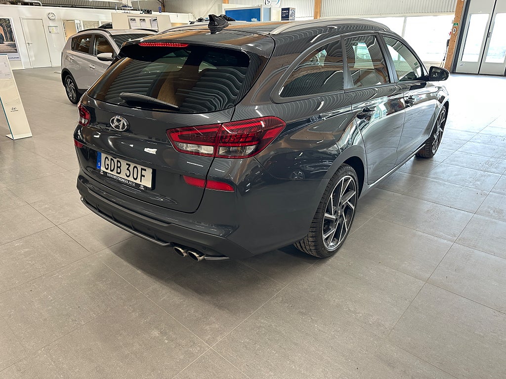 Hyundai i30 Kombi 1.5 T Automat N-Line 160Hk Bränslevärmare thumbnail