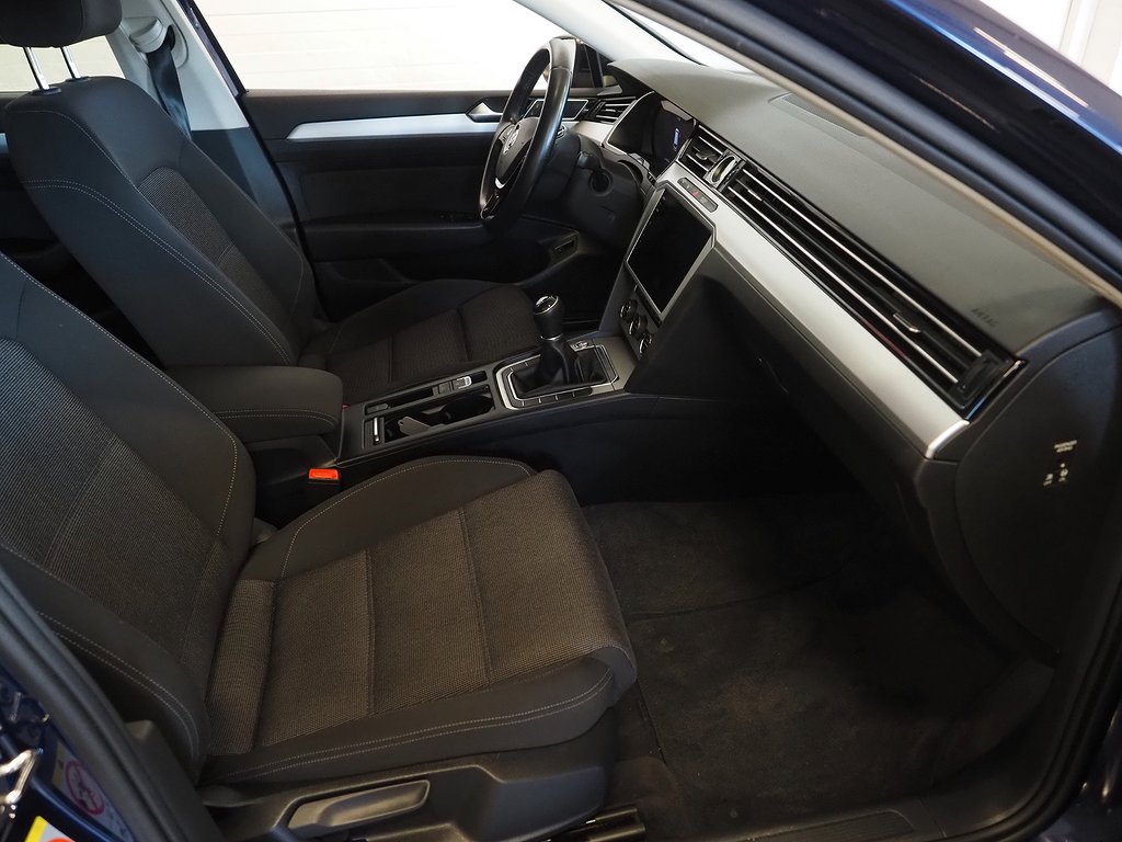Volkswagen Passat SC 1.4 TSI 150hk |Cockpit|Navi|Värmare| 2018