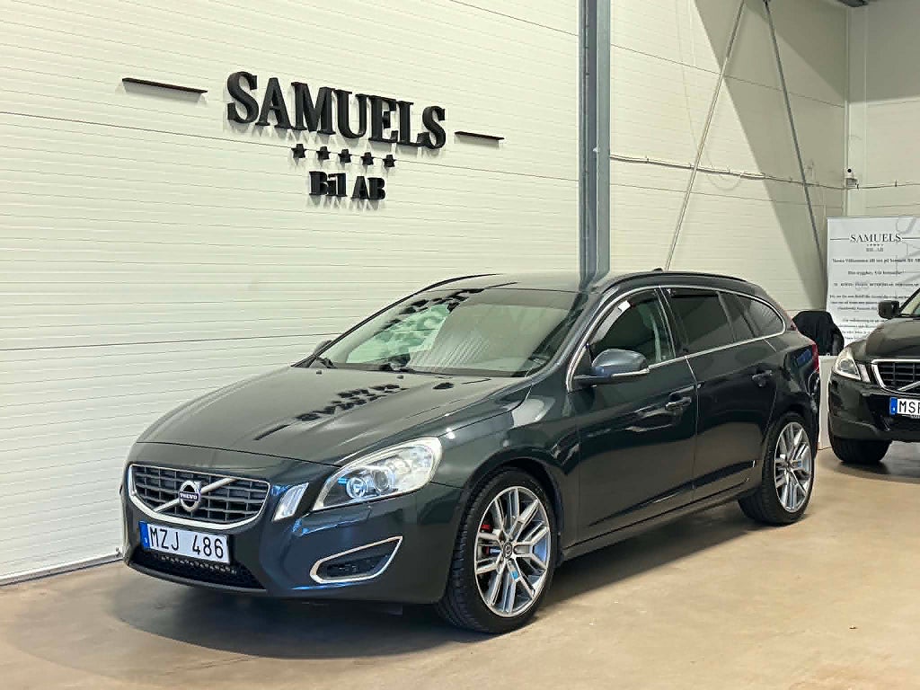 Volvo V60 D2 Automat Momentum  