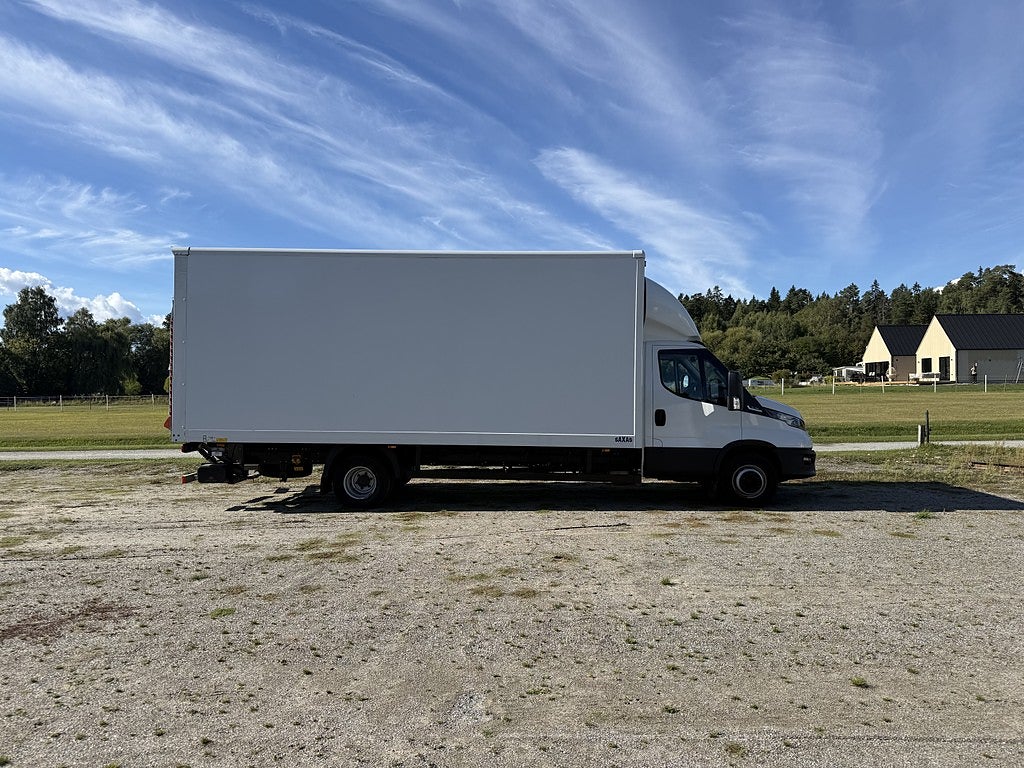 Iveco Daily 70C18 15pall Bakgavellyft, Lastar 3185kg Euro6, 210hk