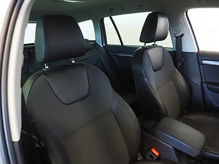 Kombi Skoda Octavia 13 av 24