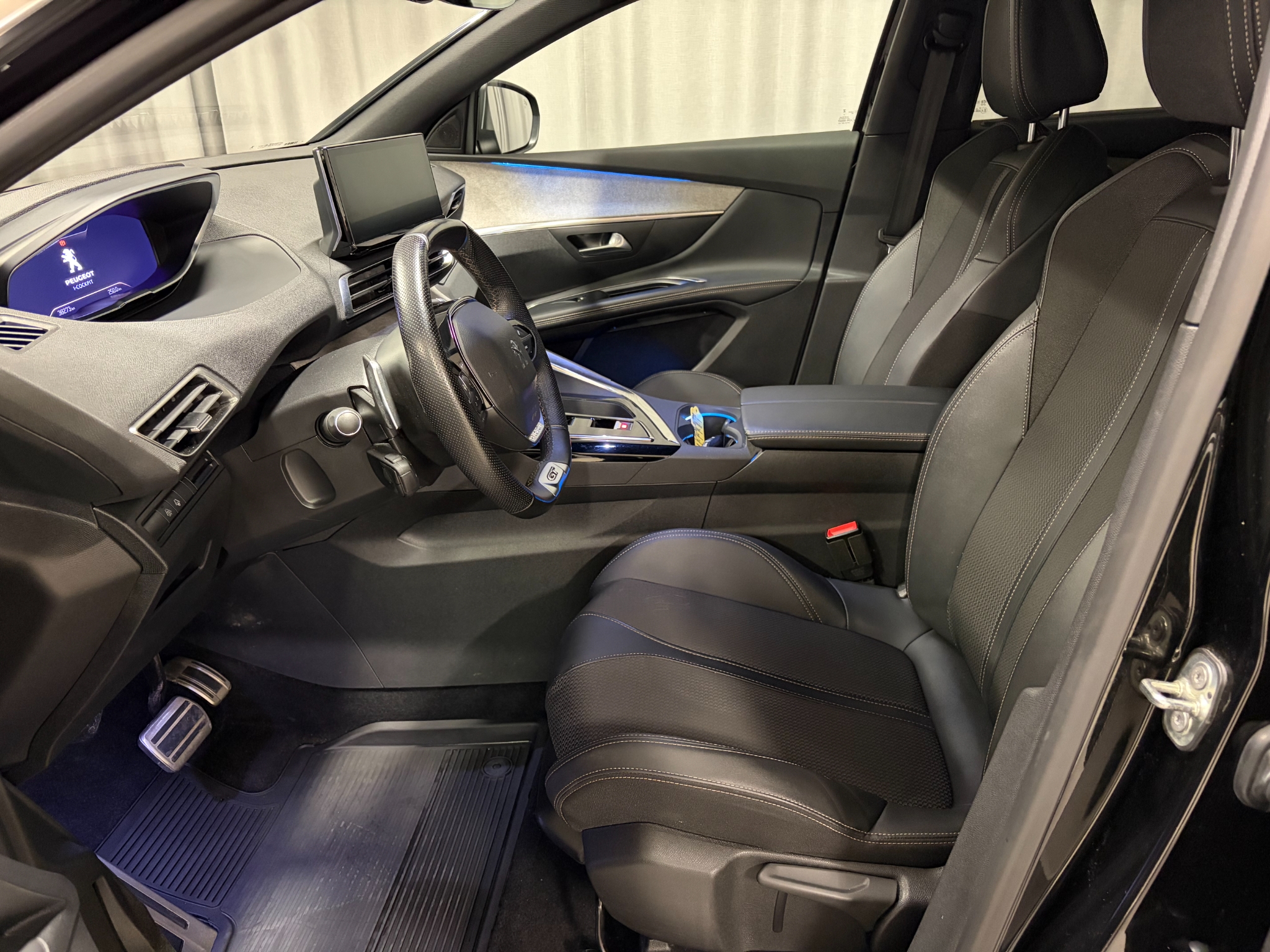 Peugeot 5008 2023, bild 7/39