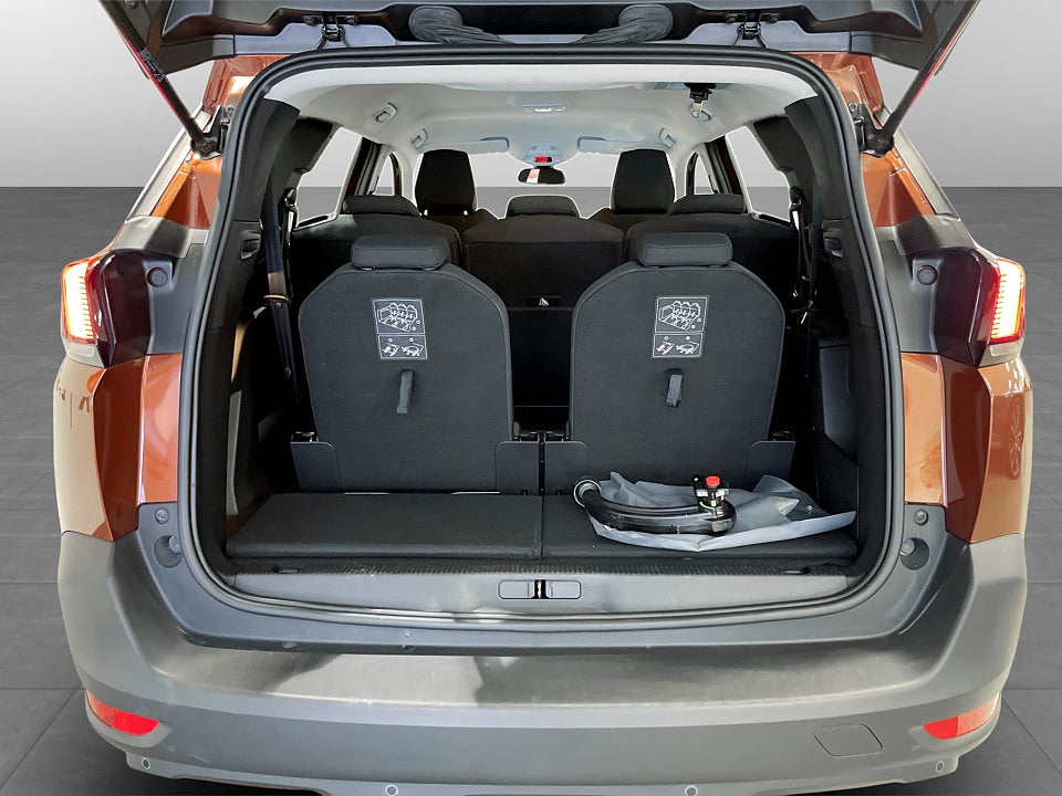 Bild på Peugeot 5008 Active Pack 1.2 PT 130hk - 7-SITS,B-KAMERA,DRAG