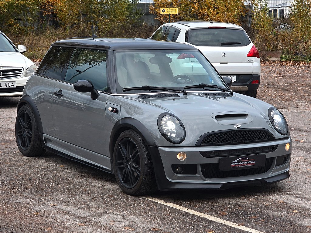 MINI Cooper S R53 JCW-PAKET VÄLVÅRDAD UNIK ENDAST 15900MIL