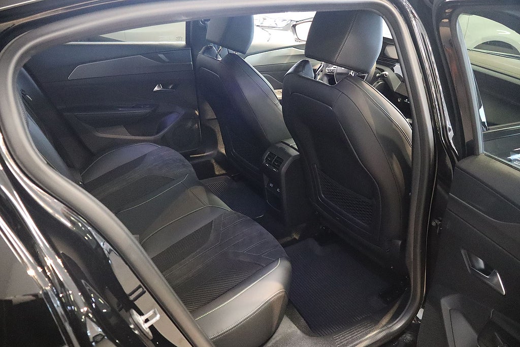 Bild på Peugeot 408 GT PHEV 224hk Aut - B-KAMERA, CARPLAY