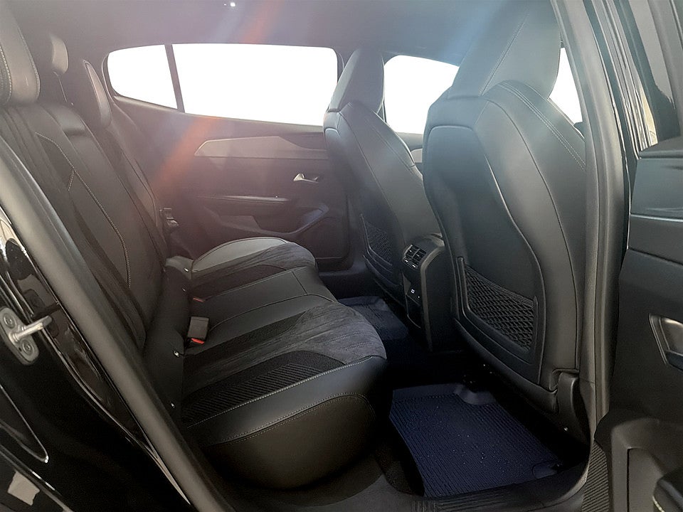Bild på Peugeot 408 GT 1.2 PT 130hk Aut 360-KAMERA ALCANTARA