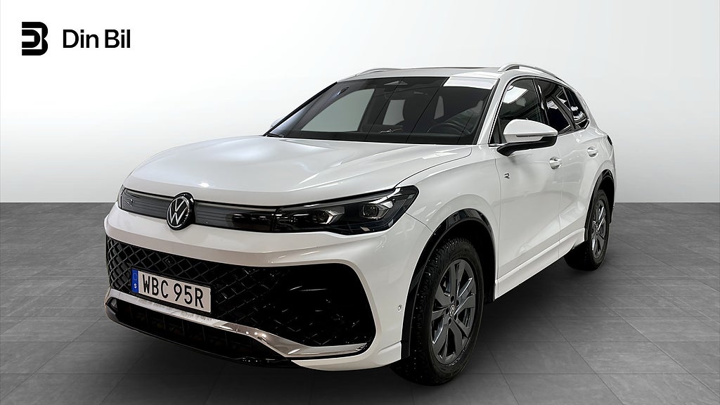 Volkswagen Tiguan R-LINE 2,0 TDI Vinterhjul/Värmare/Drag