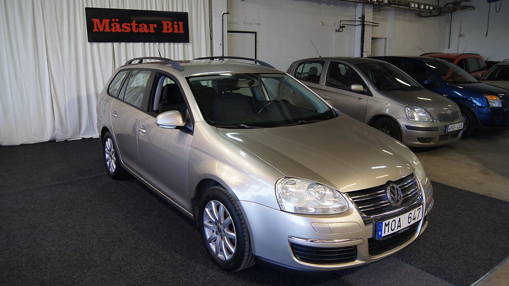 Volkswagen Golf Variant 1.6 Multifuel Vinterhjul Dubb Kupéuttag