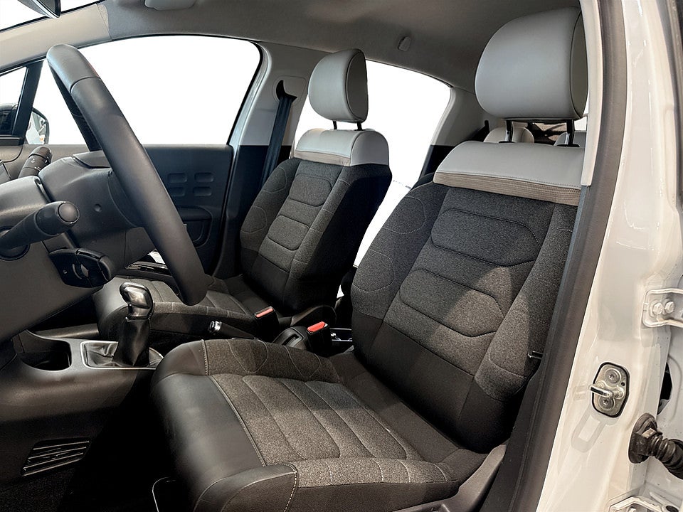 Bild på Citroën C3 Shine 1.2 PT 110hk Aut CARPLAY BACKSENSORER