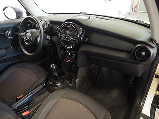 Halvkombi MINI One 9 av 17