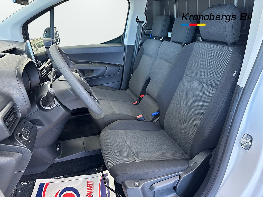 Opel Combo Premium L2 136HK 50 kWh/275km räckvidd – bild 8