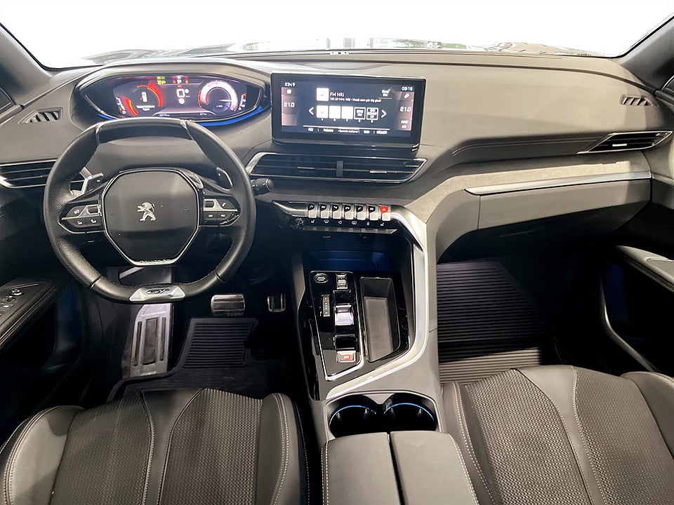 Bild på Peugeot 3008 GT 1.2 PT 130hk Aut B-KAMERA CARPLAY
