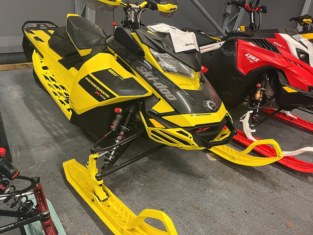 Ski-Doo Renegade XRS 850 E-Tec -21 