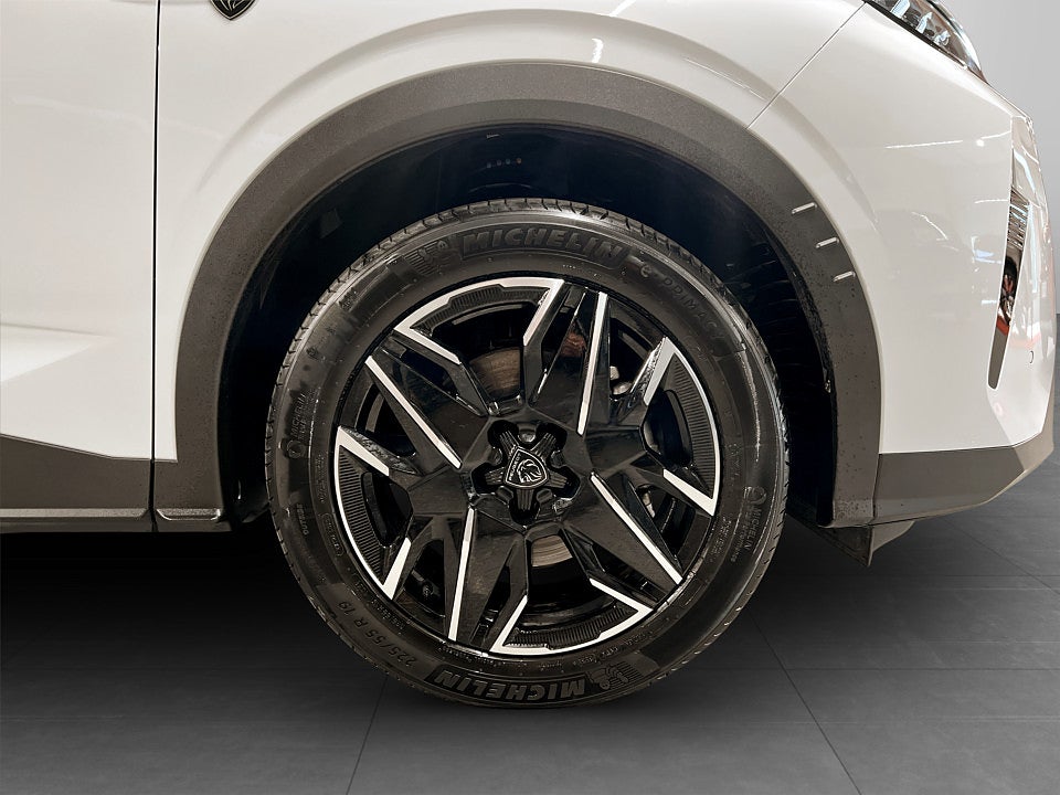 Bild på Peugeot 5008 GT Hybrid 145hk Aut 7-SITS B-KAMERA