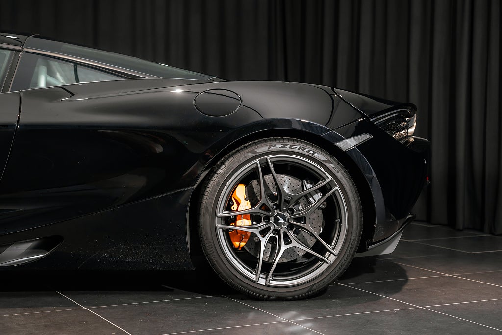 Gallery image 22 of 23