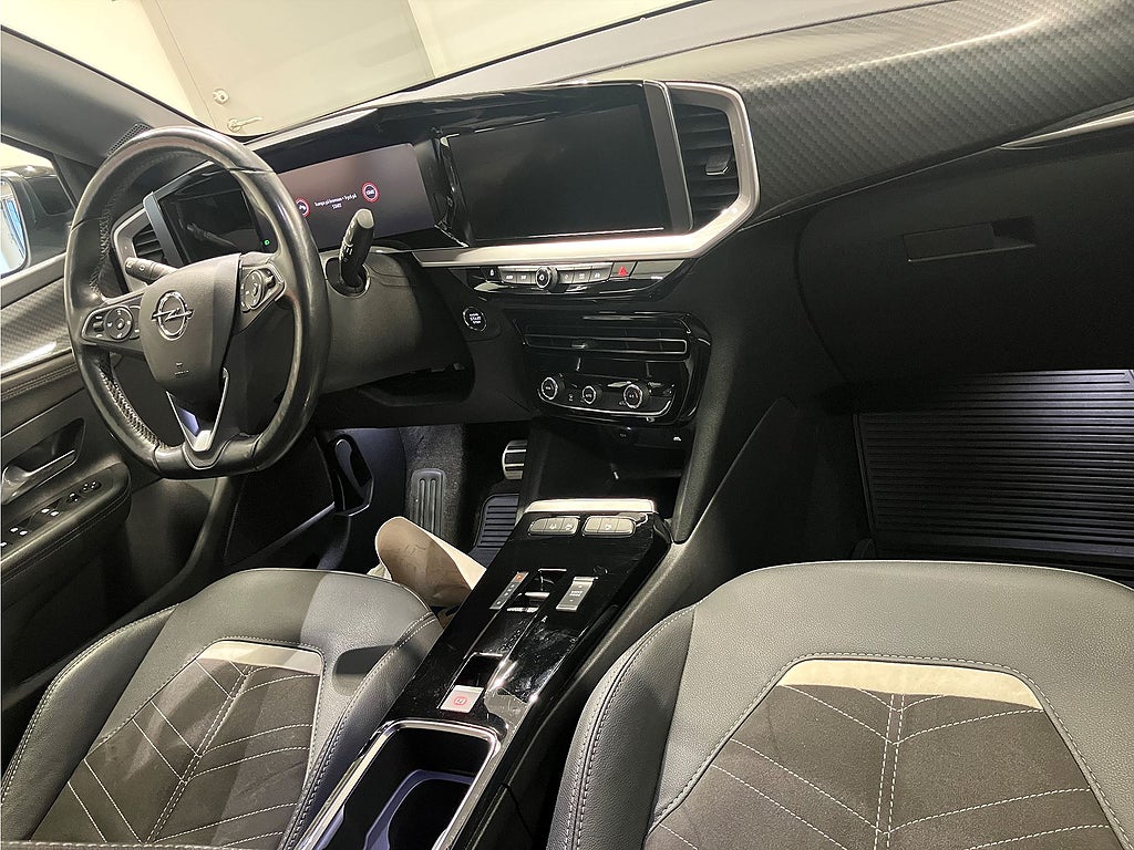 Bild på Opel Mokka-e Ultimate 50kWh 136hk Aut - B-KAMERA, CARPLAY, RATTVÄRME