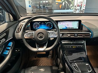 SUV Mercedes-Benz EQC 5 av 13