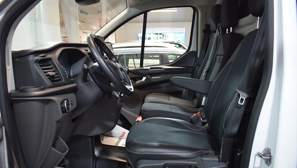 Ford Transit 2023 - miniatyr 9