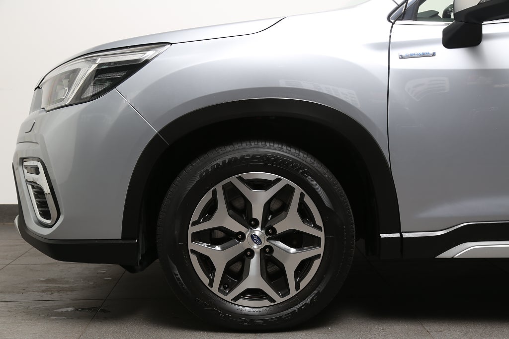 Subaru Forester 2,0i e-Boxer Ridge AWD Aut Skinn 1ägare Motorvärmare 2020