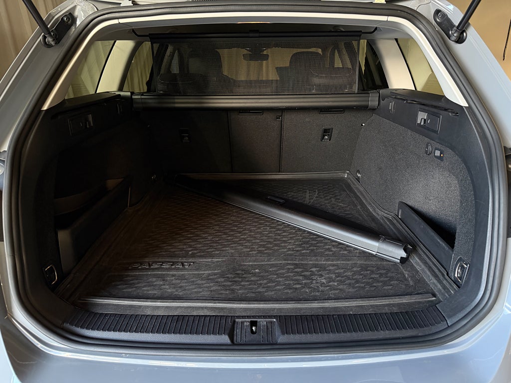 Volkswagen Passat Sportscombi GTE DRAG Värmare Navi Adap-farth Carplay bild 19