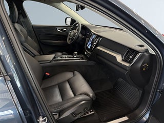 Volvo XC60 B4 Geartronic Plus Dark S&V/Drag/Harman/Kardon/360Kam – bild 10