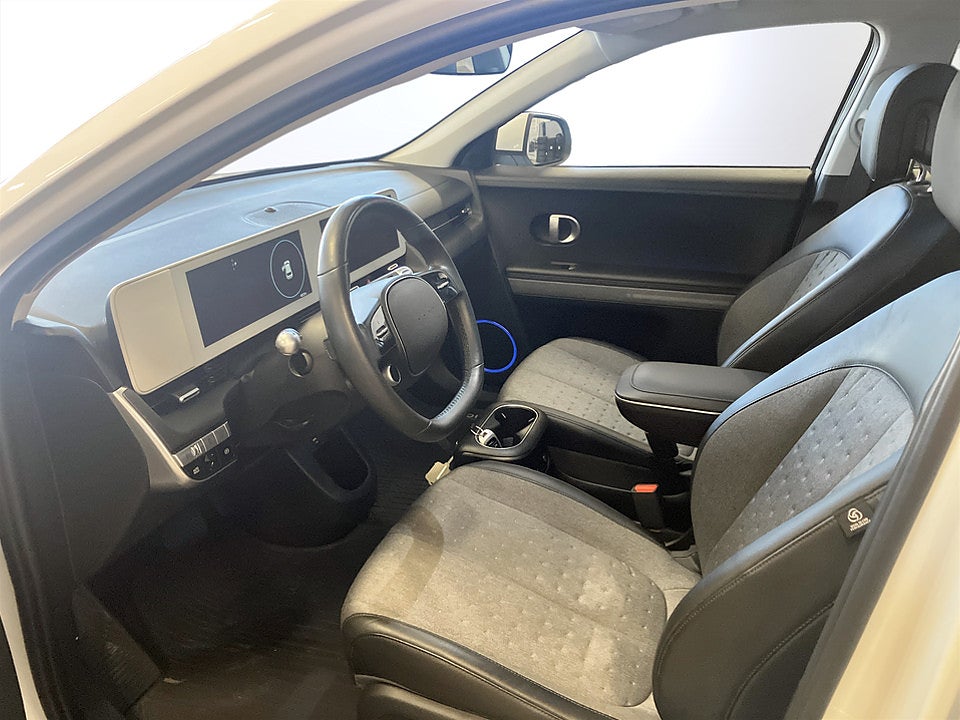 Bild på Hyundai IONIQ 5 Essential 77kWh 228hk Aut B-KAMERA CARPLAY