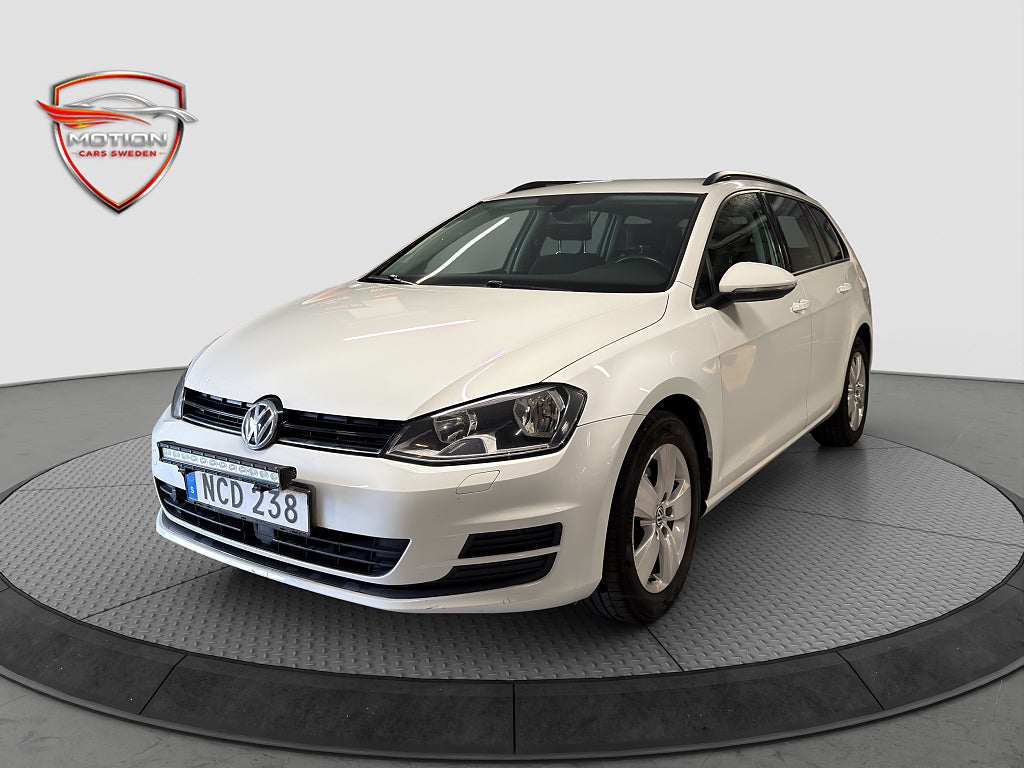 Volkswagen Golf I Sportscombi 1.2 TSI BMT Base Kamera Dragkrok Ny Servad