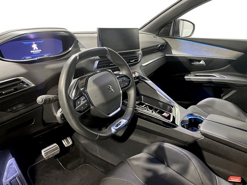 Bild på Peugeot 3008 GT 1.2 PT 130hk Aut - B-KAMERA, CARPLAY
